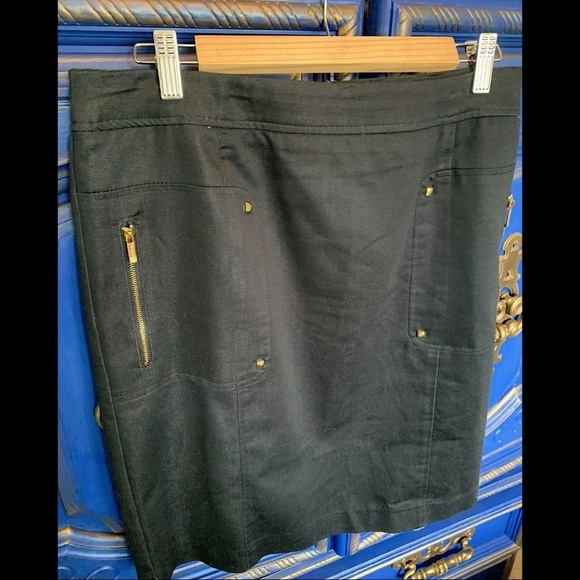 Calvin Klein Navy Pencil Skirt Gold Accents Sz 12 - Picture 1 of 3